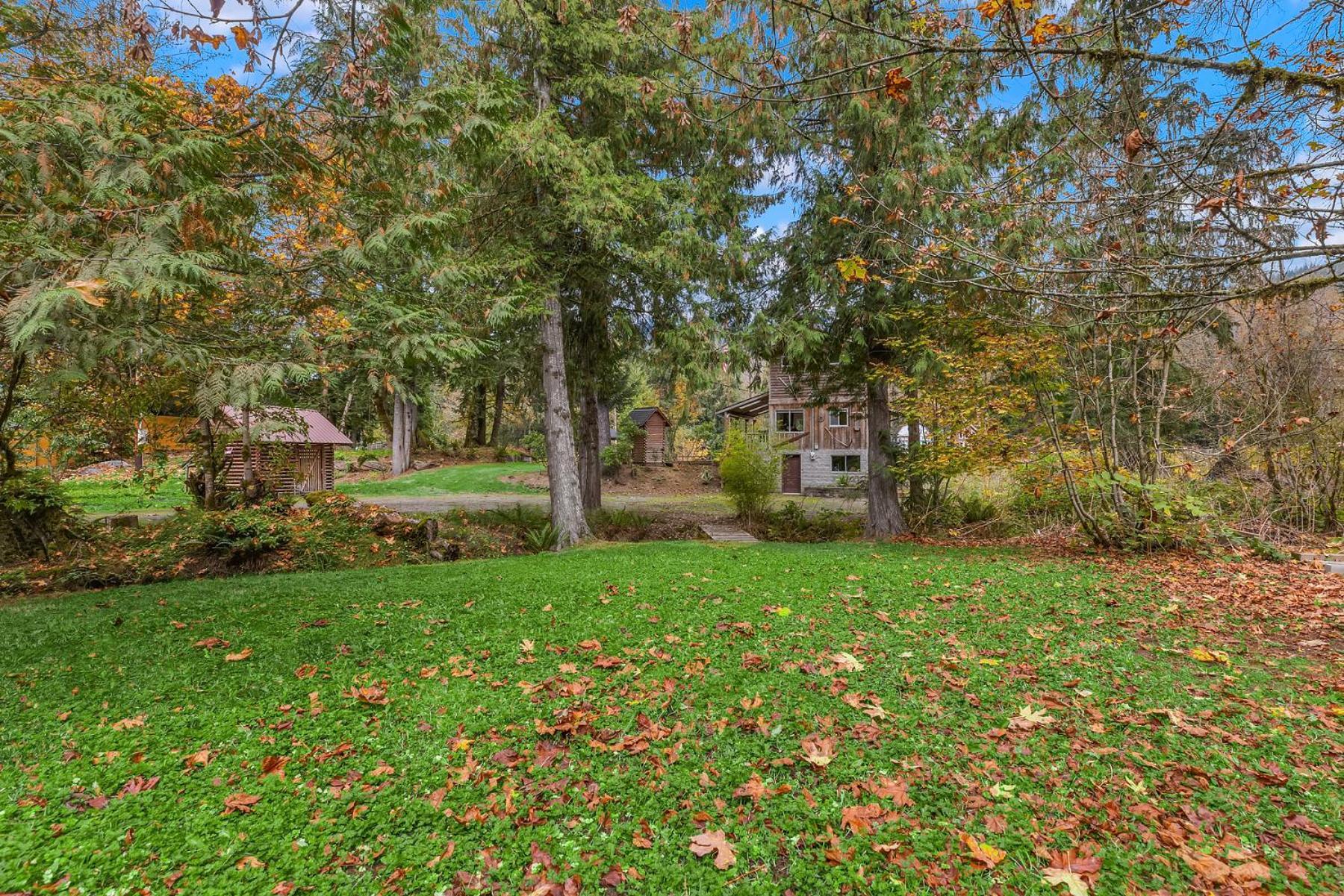 Riverfront Retreat Hot Tub Yard Gazebo And Views Villa Gold Bar Exterior photo